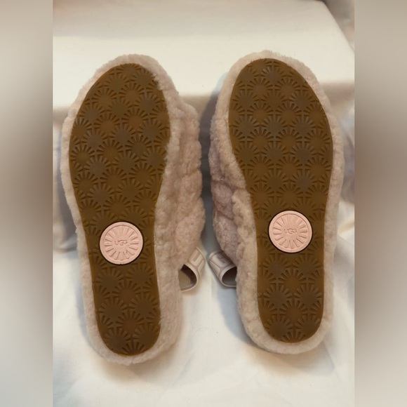 UGG Soft Blush Fluffy Slippers - Picture 7 of 8